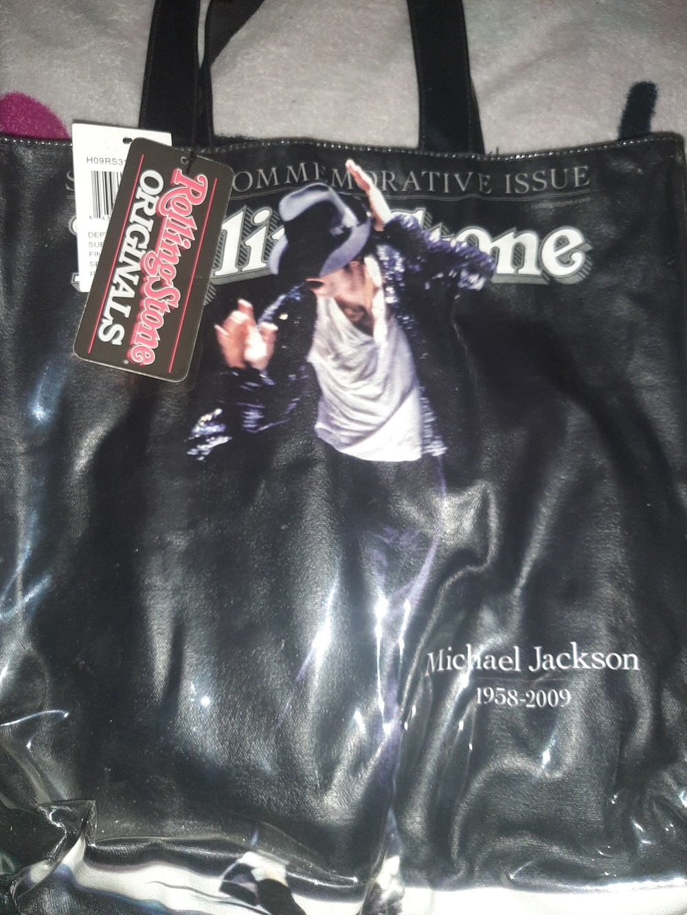Michael Jackson Black Tote Bag with Rubber Bracelet And Dog Tags - Picture 2 of 10